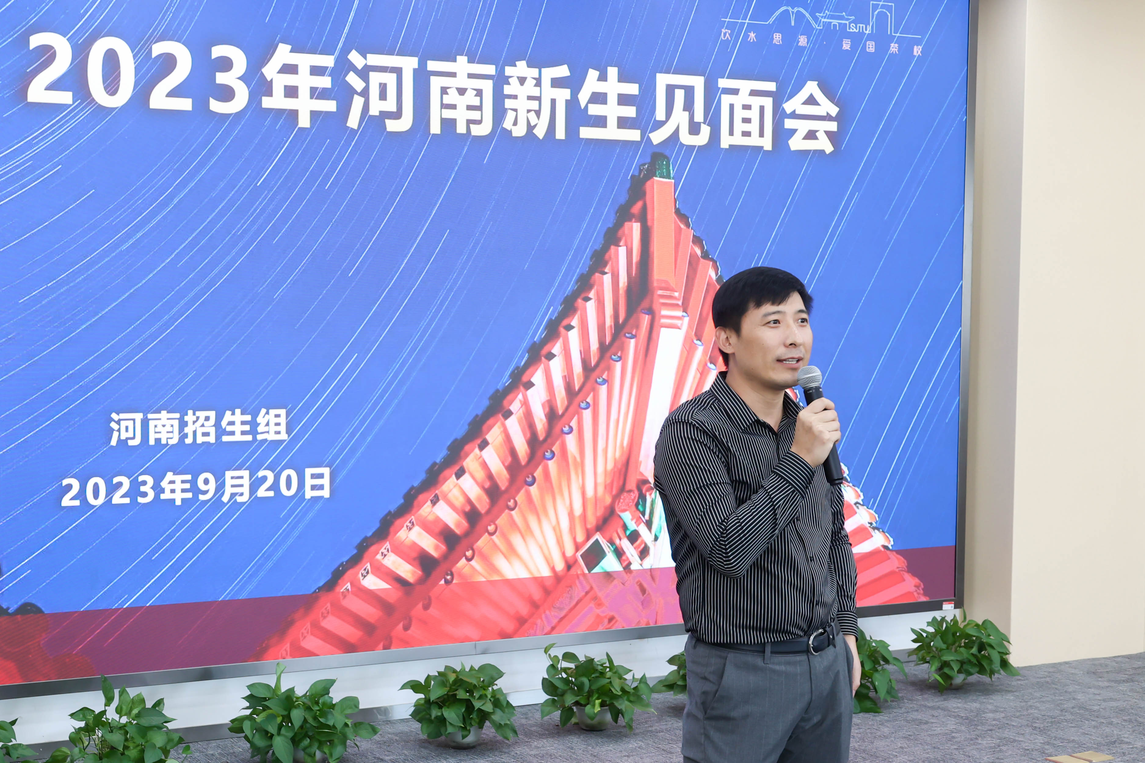 1695688391113814.jpg 211A1607.JPG