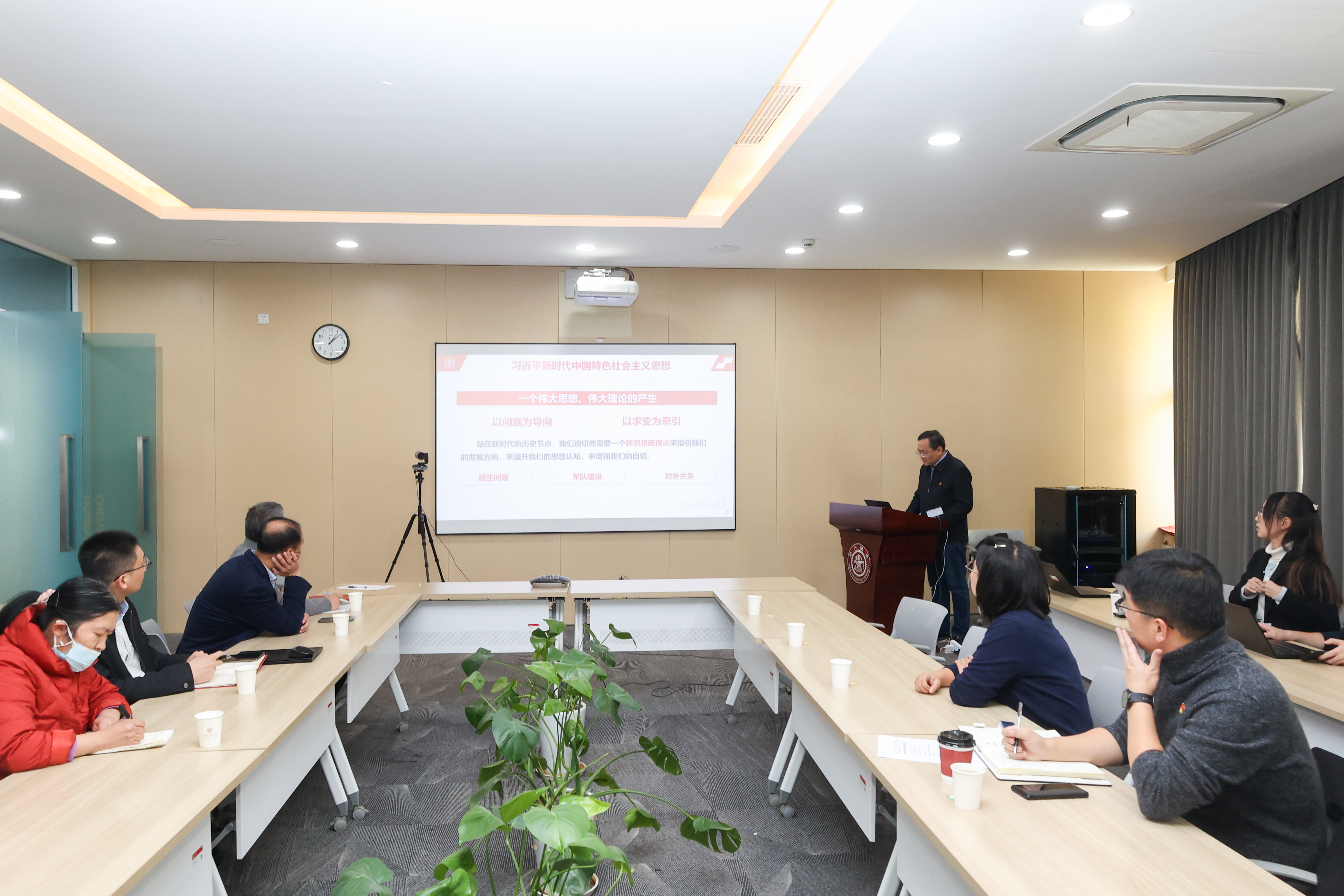 1701687468111478.jpg 211A6890.jpg