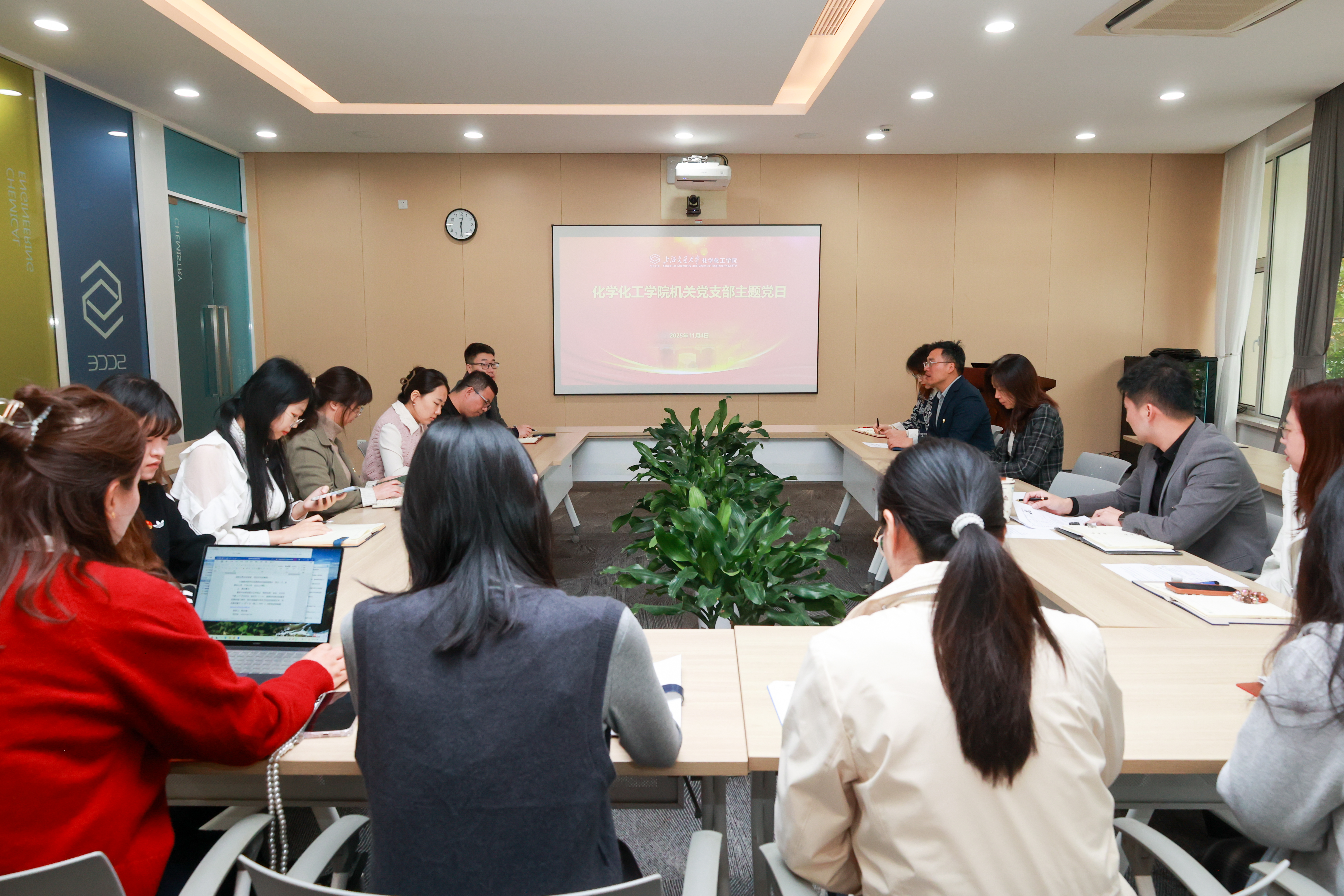 1762311461803271.jpg 211A8240.jpg